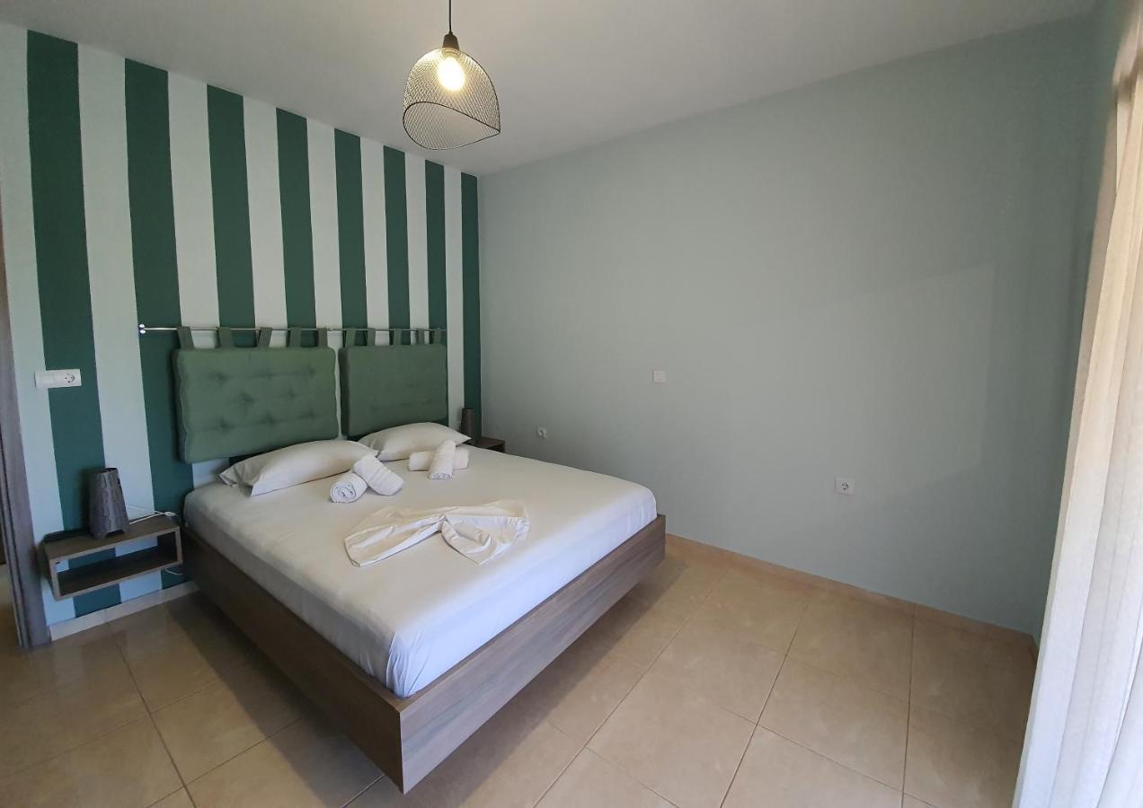 Onites Elegant Suites Skala Potamias Exterior foto