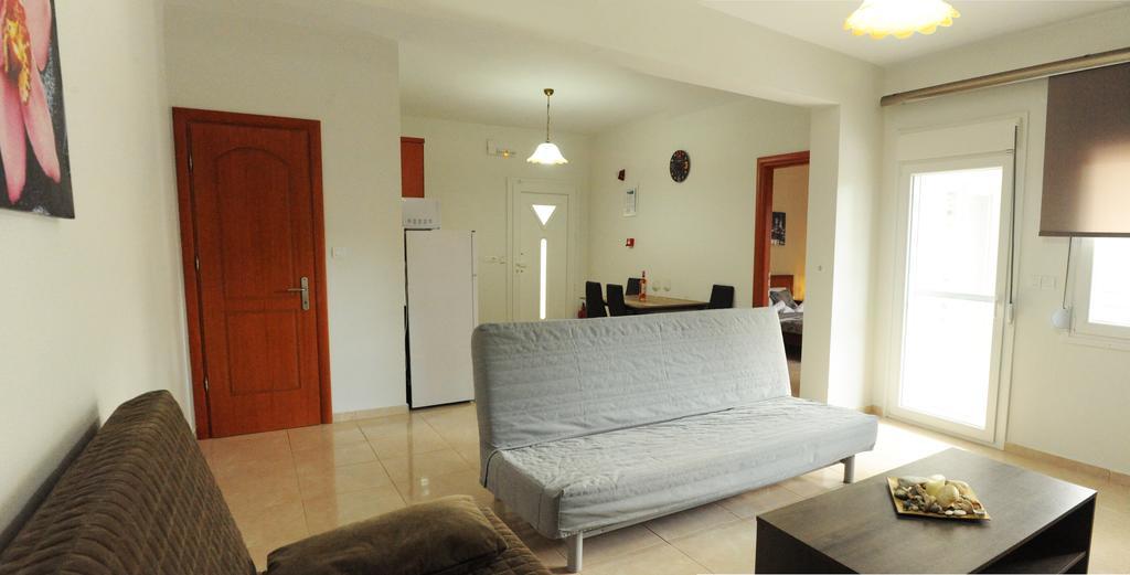 Onites Elegant Suites Skala Potamias Exterior foto