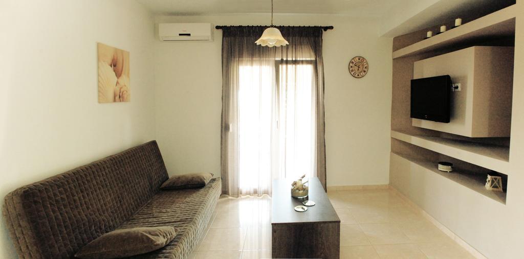 Onites Elegant Suites Skala Potamias Exterior foto
